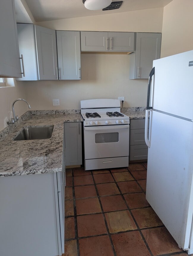 Photo - 2231 E Grant Rd