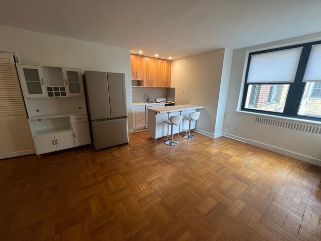 Building Photo - 2601 Pennsylvania Ave Unit 951 Rental
