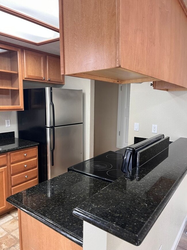 Photo - 2 Bedroom 2 Bathroom Condo Close to Freeway, Schools & Shopping Unidad B