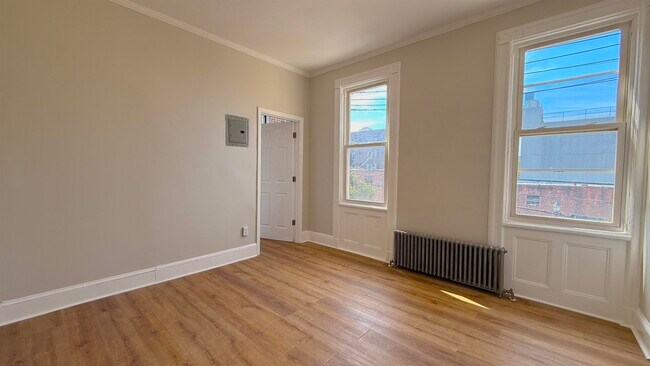 Photo - 2212 Summit Ave Unit 3