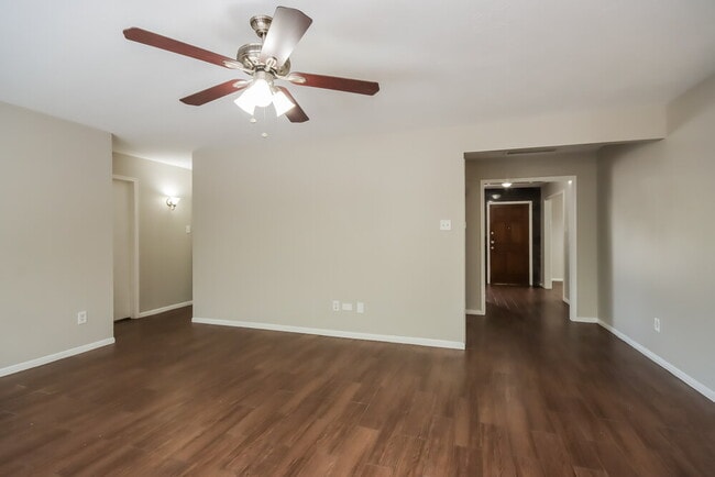 5015 Cupids Bower Ct