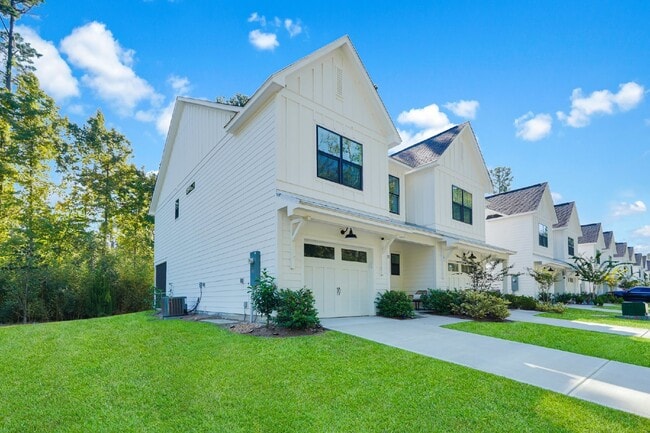 Photo - 50 Pink Sand Ln