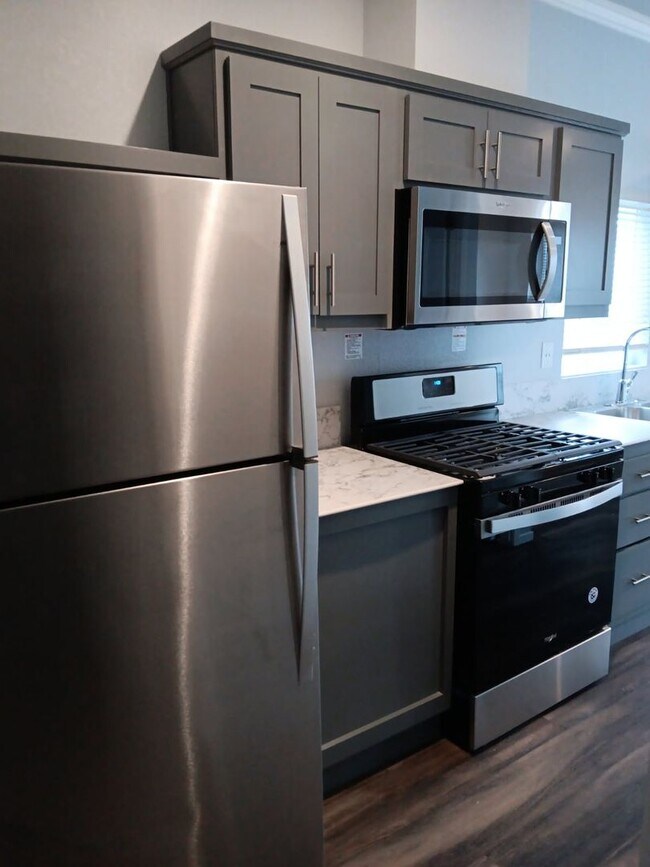 Photo - Anthony&#39;s Unidad 04 MH (Park Owned)