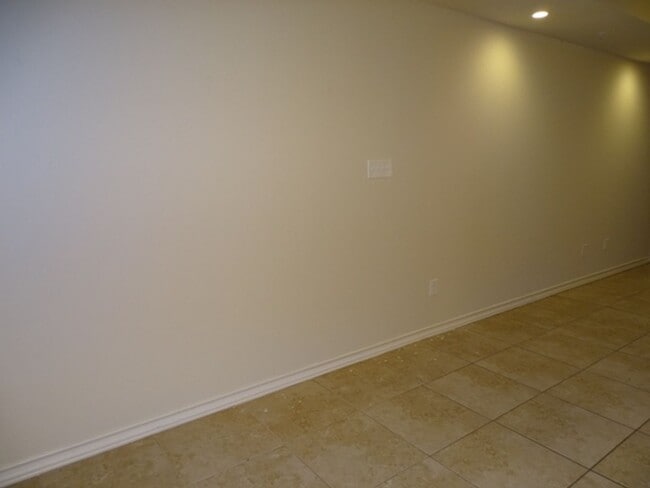 Photo - 6619 Arancione Ave