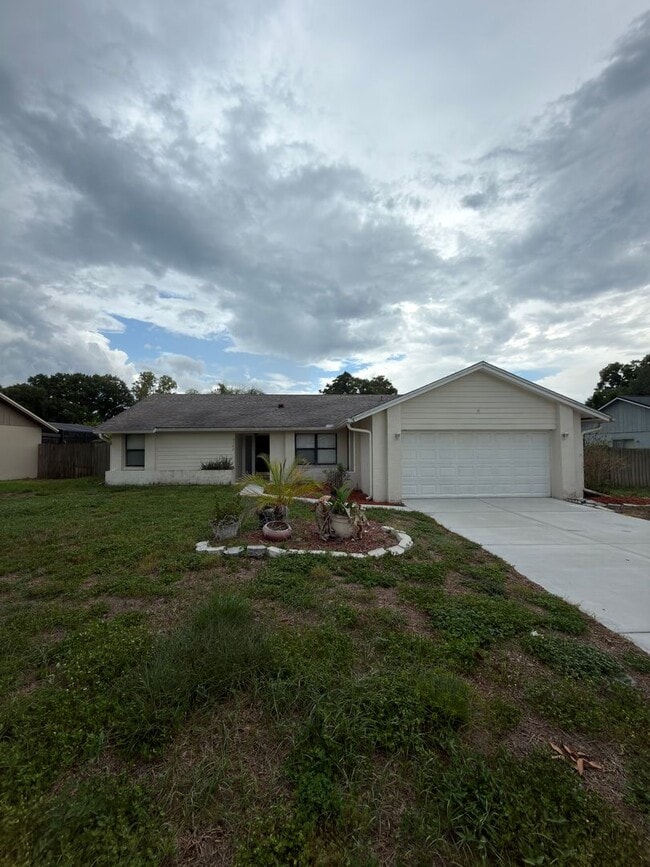 Building Photo - 9142 Sabal Palm Cir