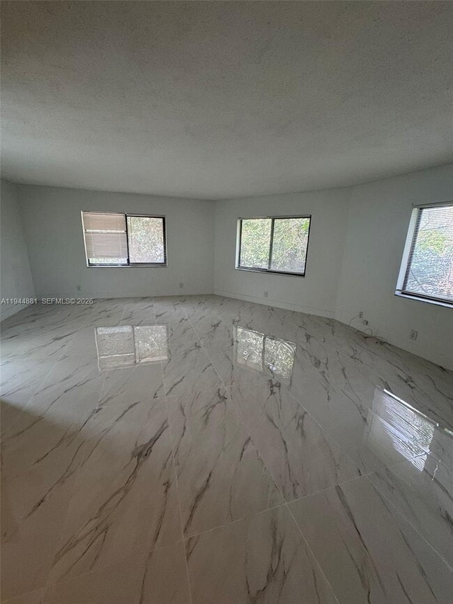 Photo - 5731 NE 18th Ave Unit 7