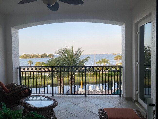 Photo - 1623 Indian River Dr Unit 302