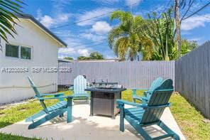 Photo - 6452 Custer St
