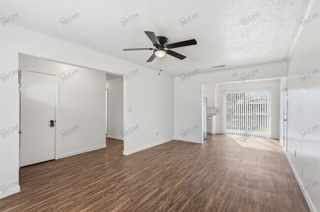 Photo - 3022 Kyle Rd