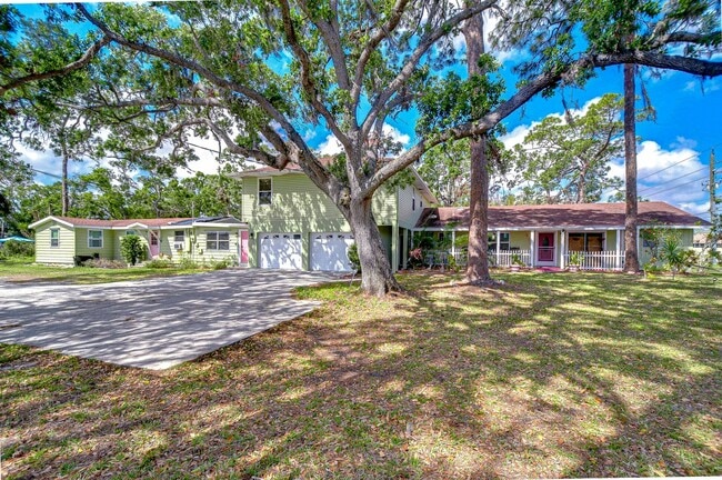 Photo - 5114 33rd St E