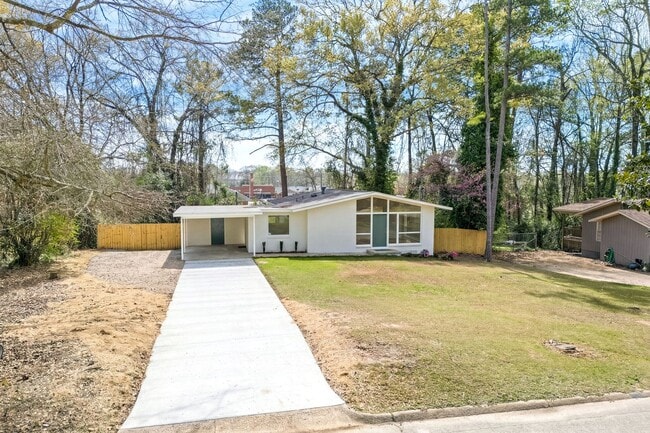 Photo - 720 Harper Ave