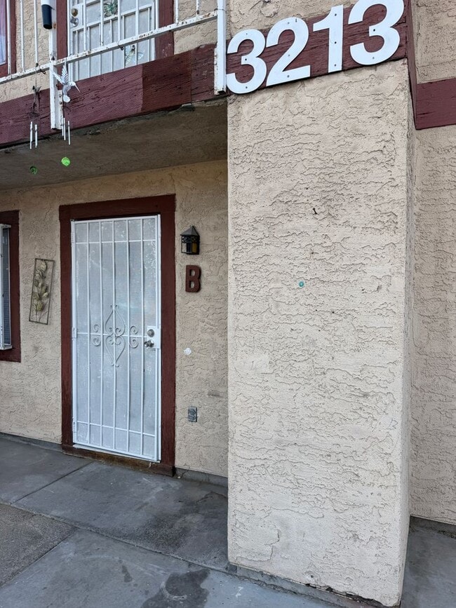 3213 Figler Ct Unit B