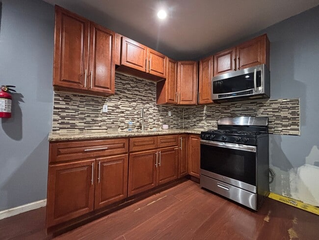 Building Photo - 353 Fay Ave Unit 1