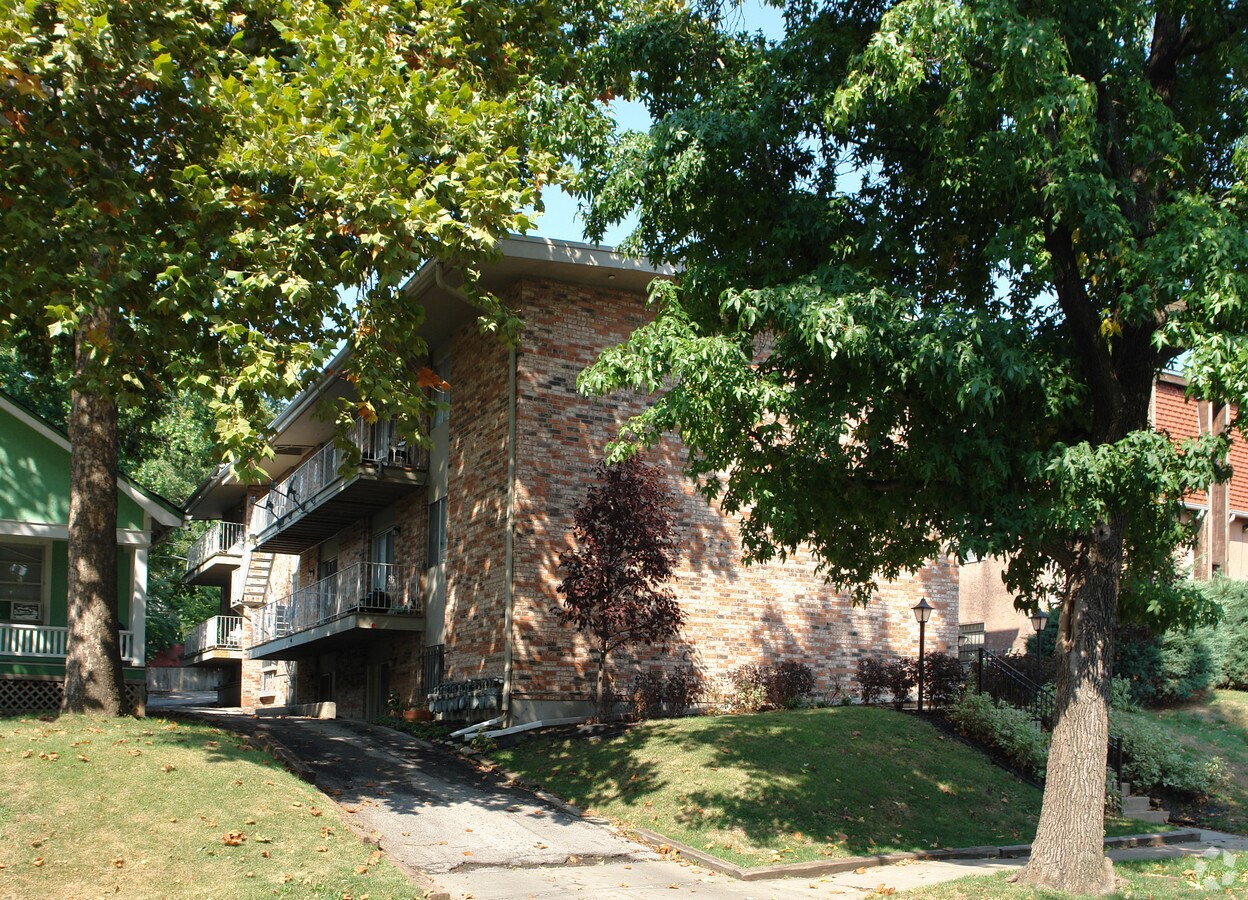Pennsylvania Place - Pennsylvania Place Apartments