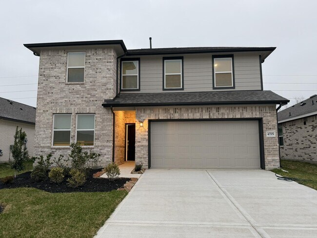 Photo - 4715 Bay Vista Dr