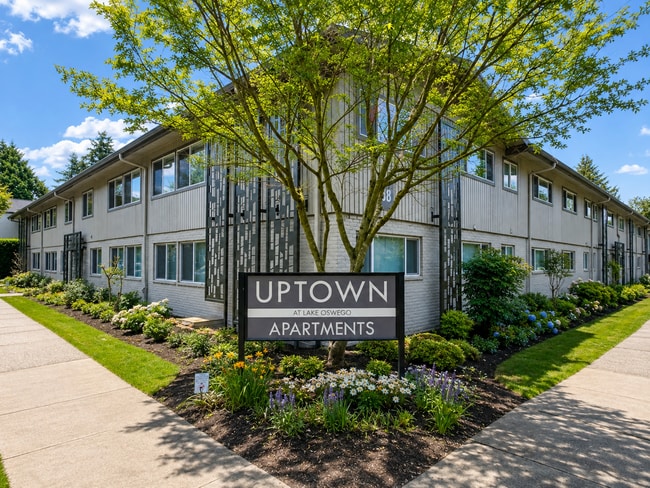 Photo - Uptown at Lake Oswego
