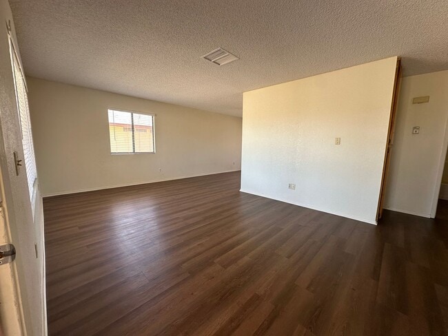 Photo - Welcome to this 2 bedroom 1 bath home!