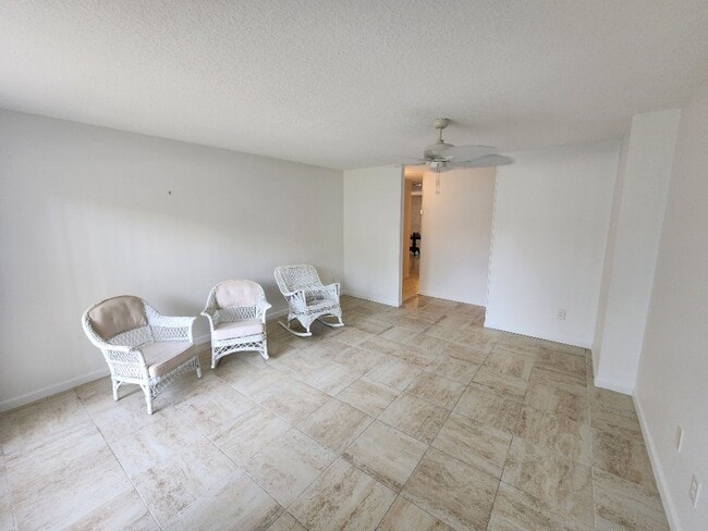 Photo - Charming 2 Bed 2 Bath Beachside Home