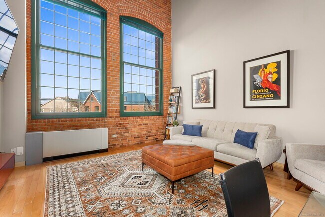 Photo - 25 Grand St Unidad APT 240