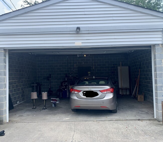 Photo - 1015 DeKalb St Unit 1