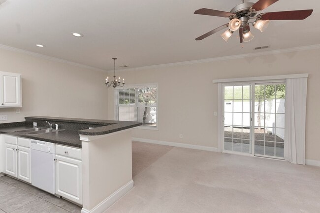 Photo - 3BR 2.5BA Townhome in Pennington Square ~ Minutes to Fort Jackson, the VA hospital, USC Medical S...