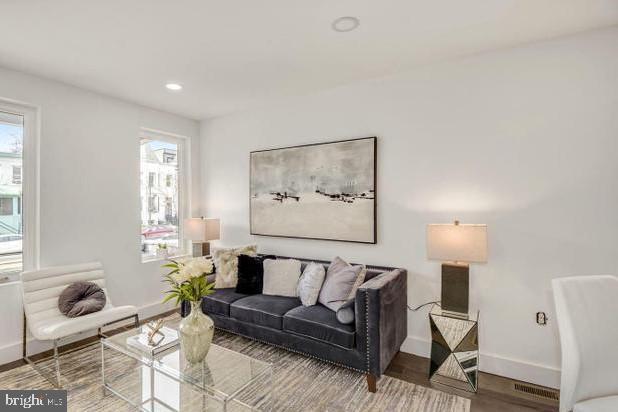 Photo - 2717 Sherman Ave NW