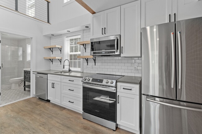 Photo - 212 Rollins Ave Unit Main