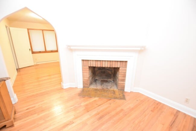 Photo - 17967 Edgewood Walk