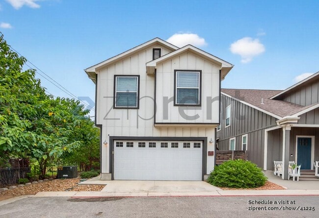 Photo - 1511 E Sandalwood Ln