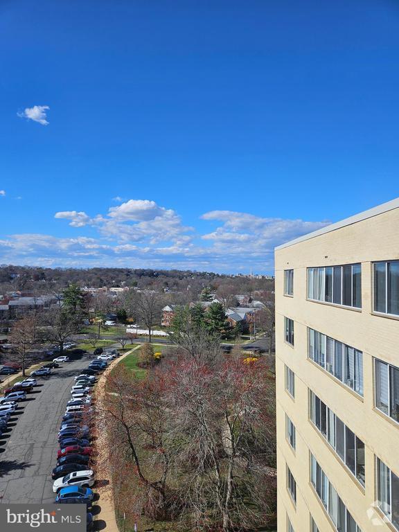 Building Photo - 6631 Wakefield Dr Unit 906 Rental