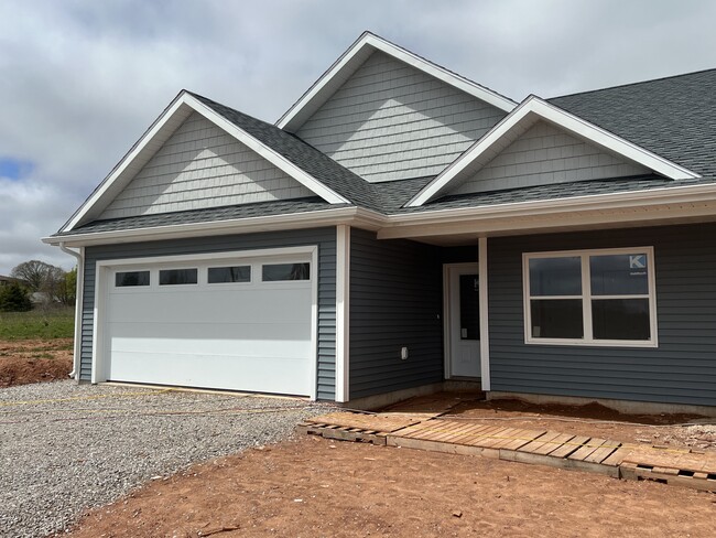 Photo - 39 Violet Cir