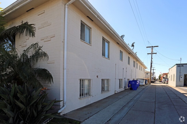 Photo - Apartments on Cass St.