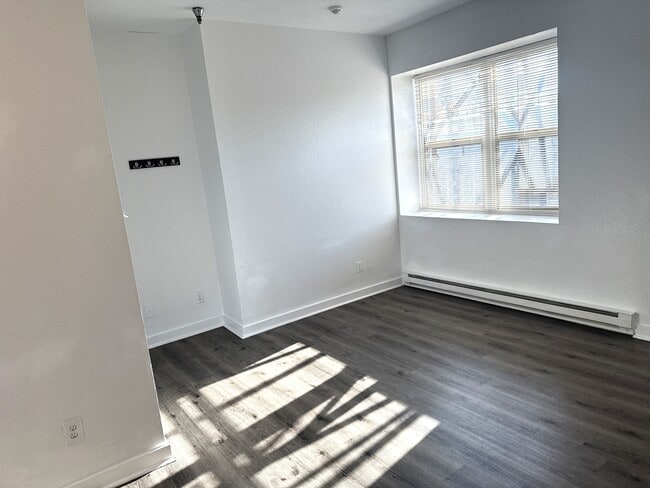 Photo - Elks Apartments