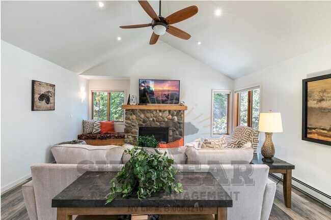 2 Bedroom McCloud Condo w Garage! - 2 Bedroom McCloud Condo w Garage! Unit 217
