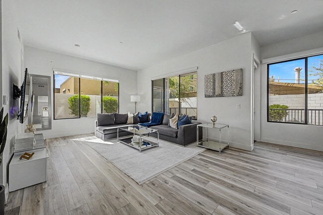 Photo - 7300 E Earll Dr Unit 1014