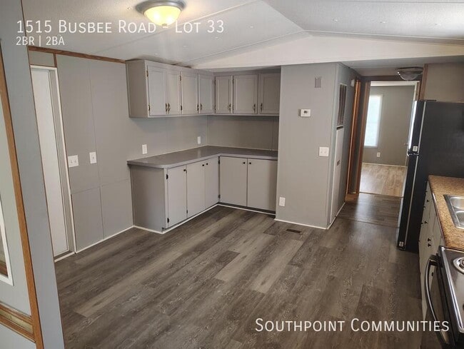 Photo - 1515 Busbee Rd