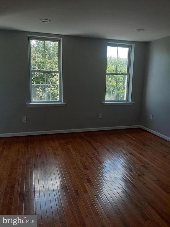 Photo - 1712 W Lombard St