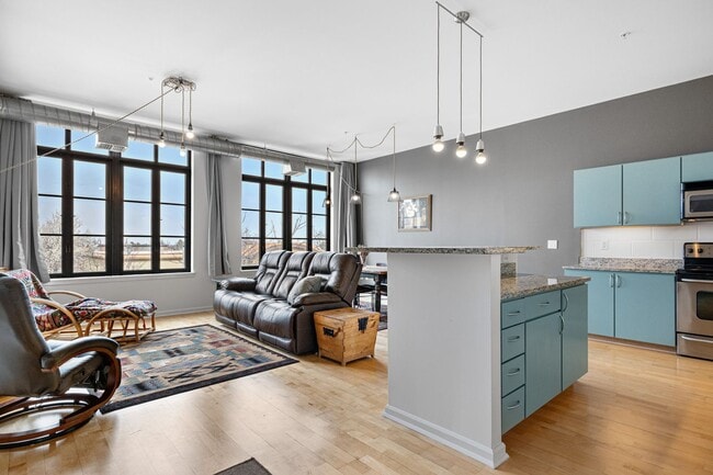 Photo - Upscale condo in Belmar Commons Unit B
