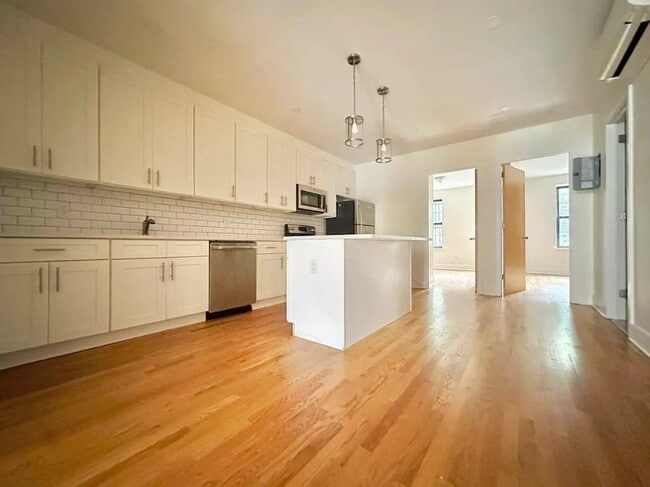 Photo - 4 bedroom in BROOKLYN NY 11226 Unit 3