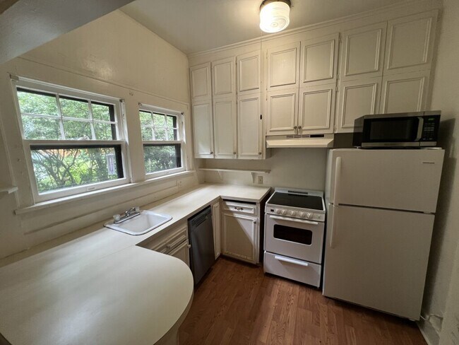 Photo - 115 Heights Ct