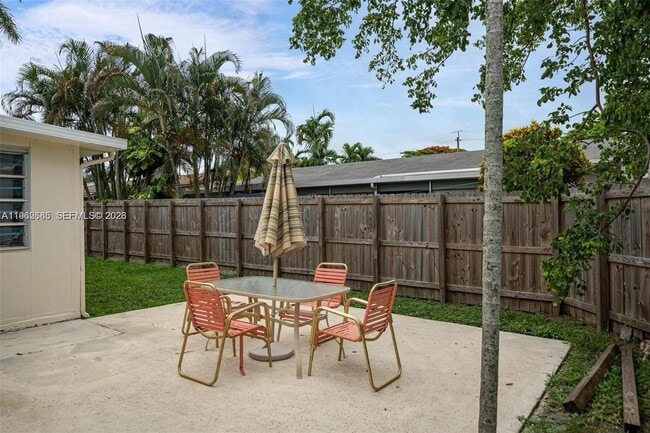 Photo - 107 SE 5th St Unidad N