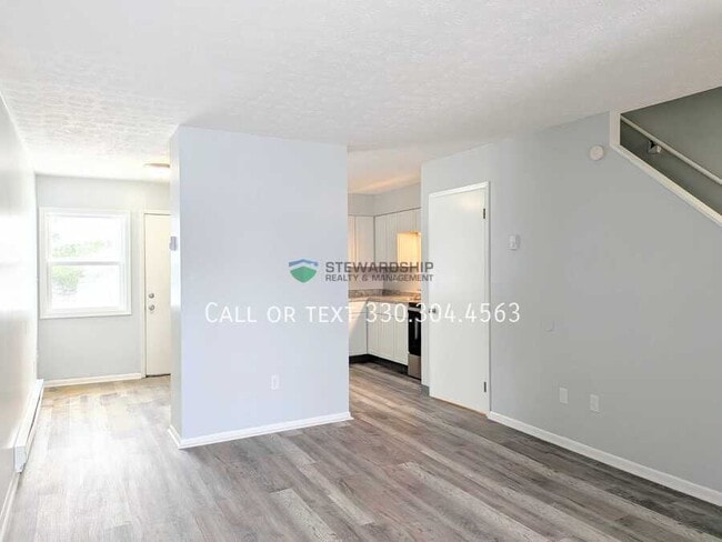 Building Photo - 311 Engadine Ct