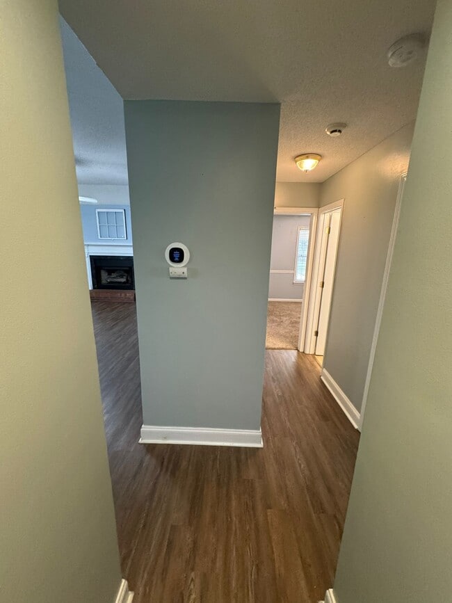 Photo - 111 Weatherstone Pl