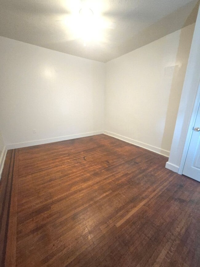 Photo - 259 W Jackson St