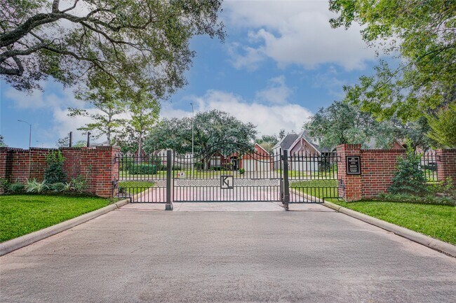 Photo - 21519 San Marino Dr