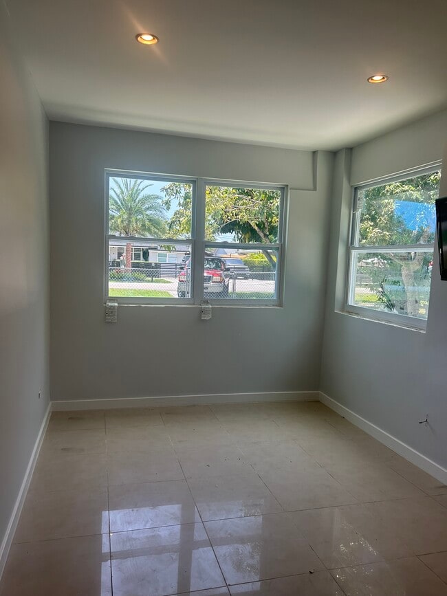 Photo - 6859 SW 37th St House