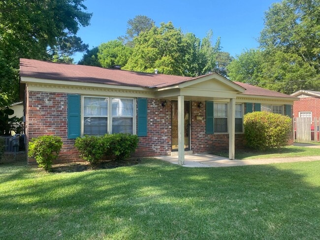 Photo - 3-Bedroom cutie ! APPLY today at All3Real...