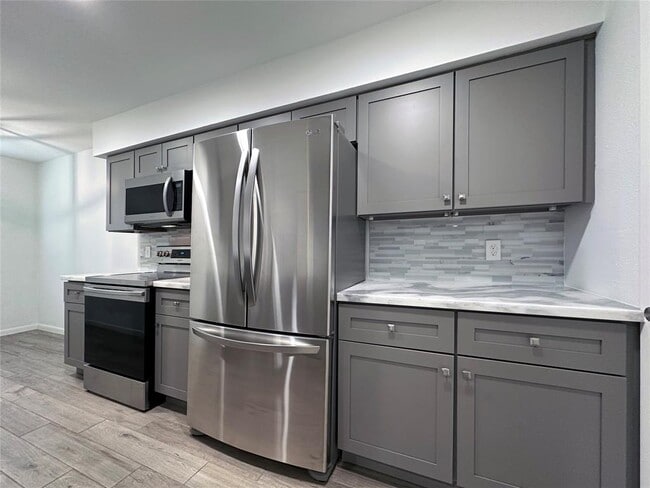 Photo - 5528 Beverly Hill St Condo Unit 3