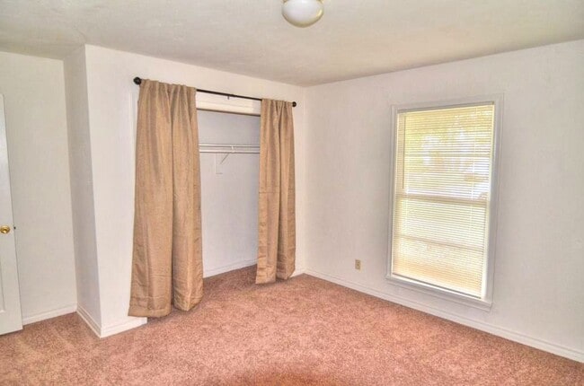 Photo - 7746 Colebrook Dr