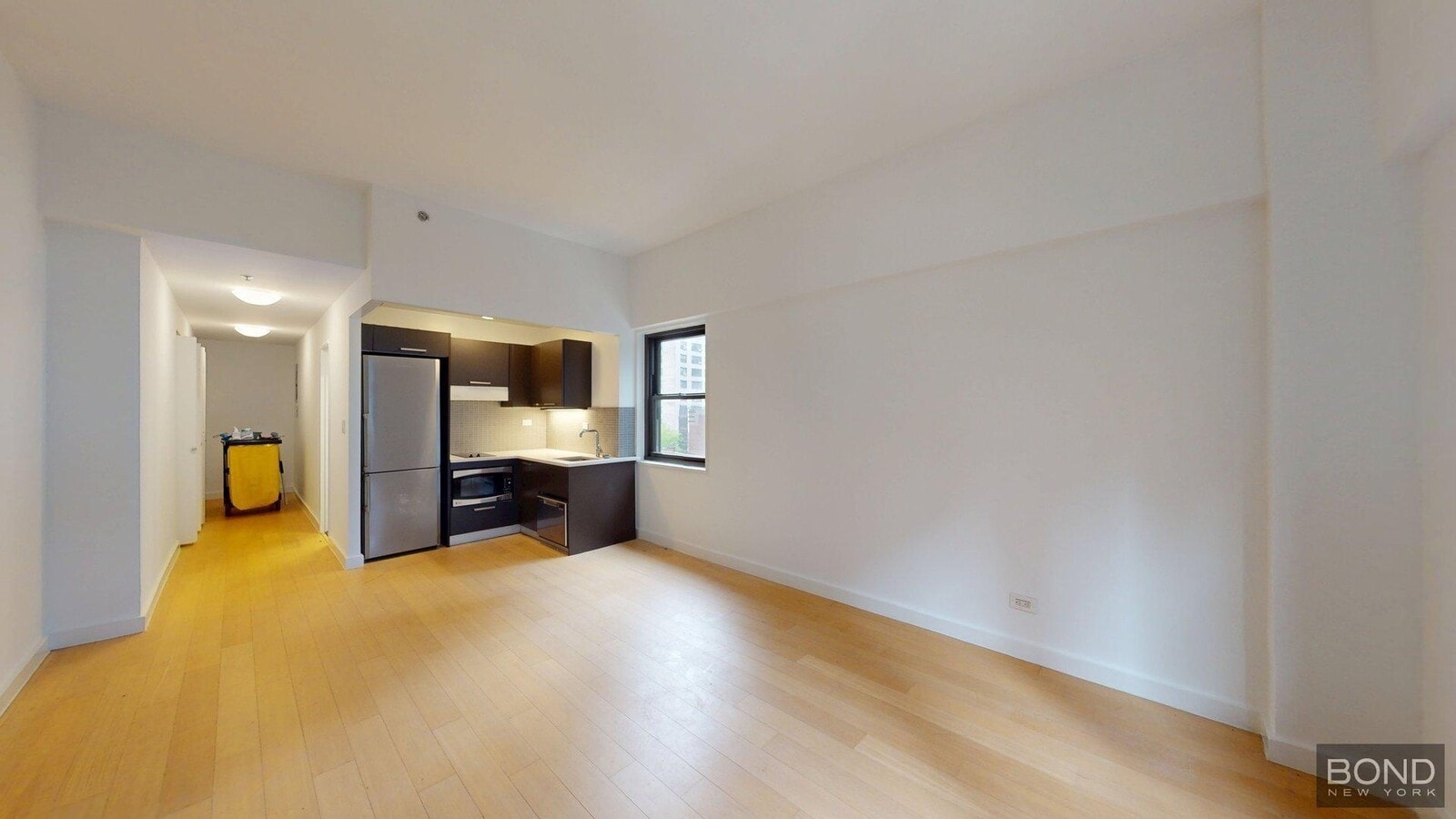 Photo - 222 E 39th St Apartment Unit 7E